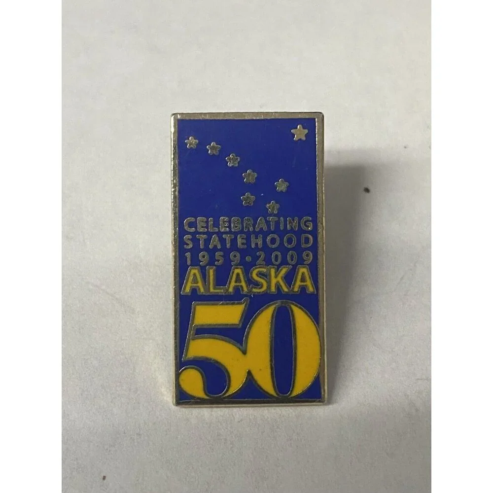 LOT 3 Oregon California & 2009 Alaska Celebrating 50 Years of Statehood Pins